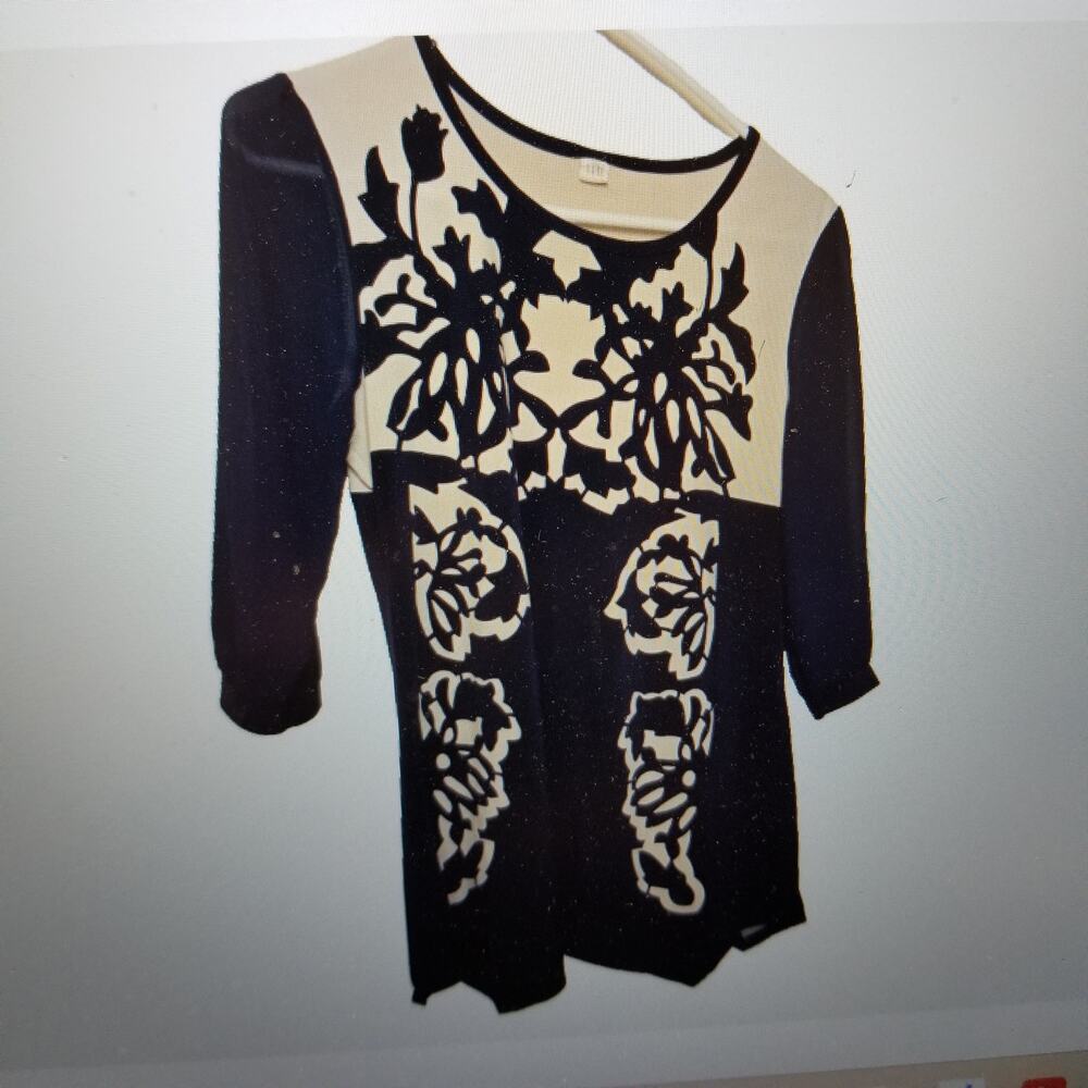 Women's Career Casual Shirt Size XXXL White & Navy Print Classic 3/4 Sheer Slvs